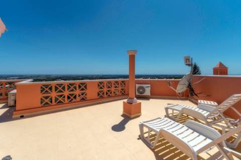 Elegante Quinta com Vista Deslumbrante sobre o Atlântico em Santa Bárbara de Nexe