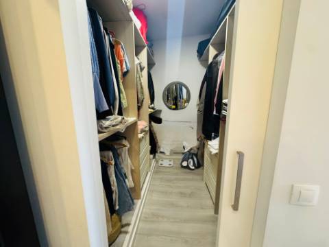 Apartamento T2+1 com terraço em Pechão