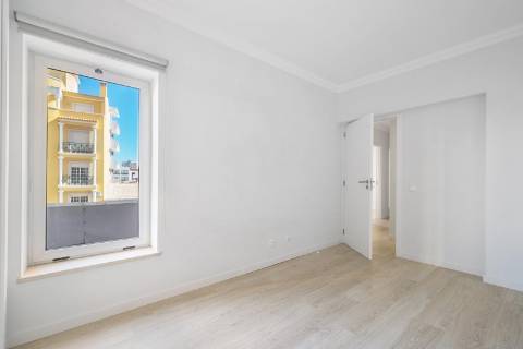 Apartamento T1 Totalmente Renovado em Faro