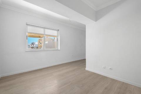 Apartamento T1 Totalmente Renovado em Faro