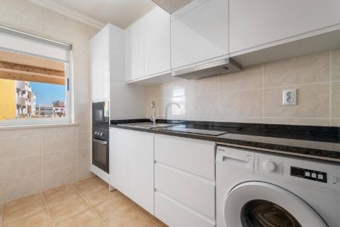 Apartamento T1 Totalmente Renovado em Faro