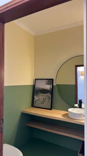 Elegante Moradia V5 com Piscina, Jacuzzi e Amplas Áreas de Lazer