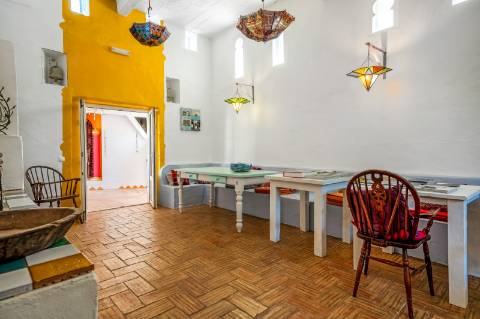 Uma Alma Boémia no Coração do Algarve! Magnífica Quinta Tradicional de Charme | 8 Quartos | Pátio | Jardim | Moncarapacho'