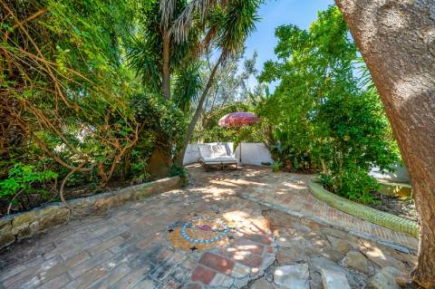 Uma Alma Boémia no Coração do Algarve! Magnífica Quinta Tradicional de Charme | 8 Quartos | Pátio | Jardim | Moncarapacho'