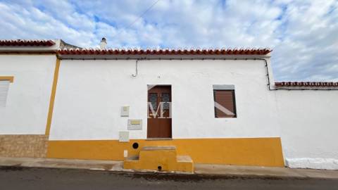 Moradia em Banda à Venda na Vila de...