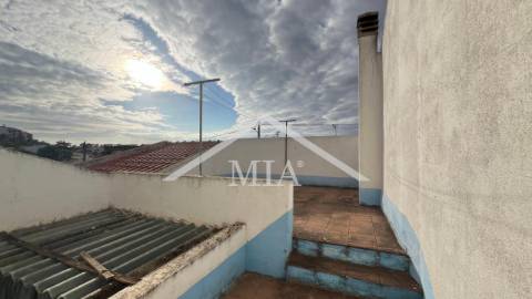 Moradia em Banda à Venda na Vila de...