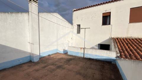 Moradia em Banda à Venda na Vila de...