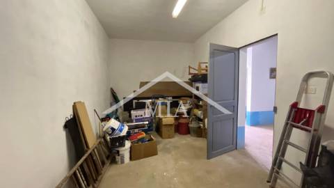 Moradia em Banda à Venda na Vila de...