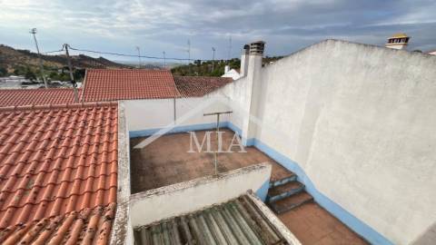 Moradia em Banda à Venda na Vila de...