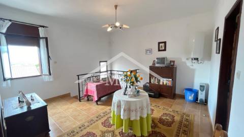 Moradia em Banda à Venda na Vila de...