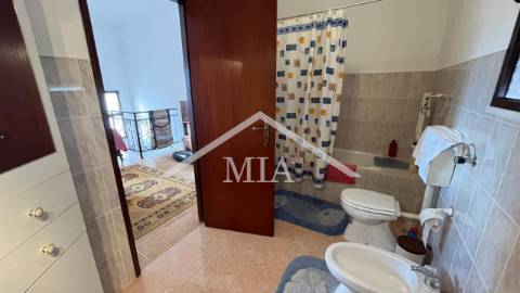 Moradia em Banda à Venda na Vila de...