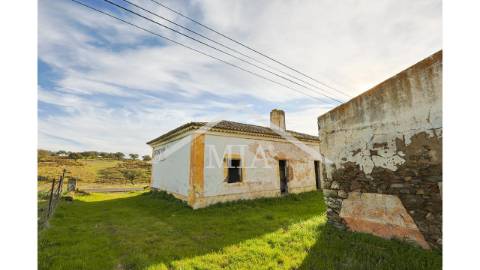 Antiga Casa de Cantoneiros para Reabilitação | 2...