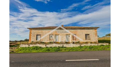 Antiga Casa de Cantoneiros para Reabilitação | 2...