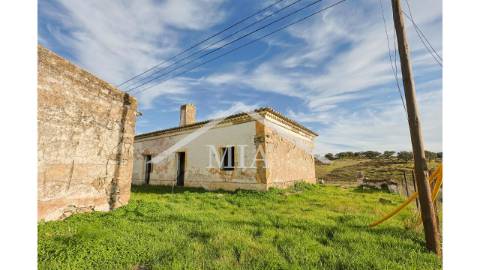 Antiga Casa de Cantoneiros para Reabilitação | 2...