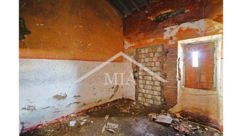 Antiga Casa de Cantoneiros para Reabilitação | 2...