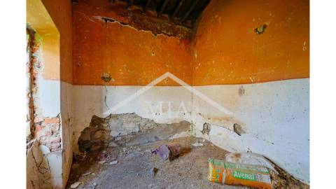 Antiga Casa de Cantoneiros para Reabilitação | 2...