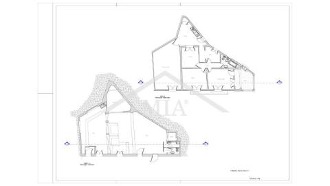 Prédio em propriedade total, de gaveto, com...