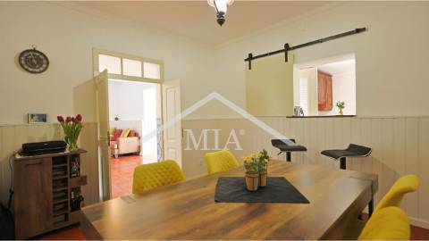 Um autêntico refúgio no coração do Alentejo,...