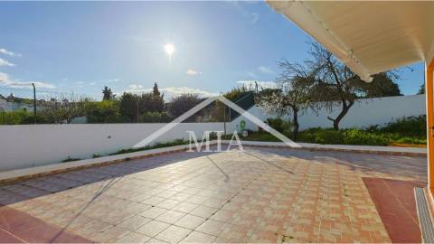 Um autêntico refúgio no coração do Alentejo,...