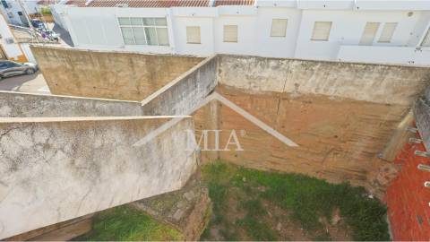 Apartamento T2 – Rés do Chão | Varanda |...