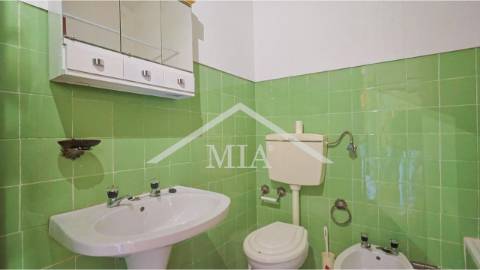 Apartamento T2 – Rés do Chão | Varanda |...