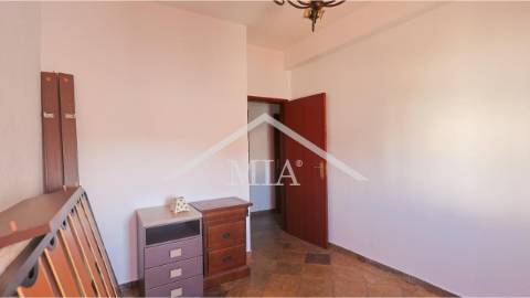 Apartamento T2 – Rés do Chão | Varanda |...