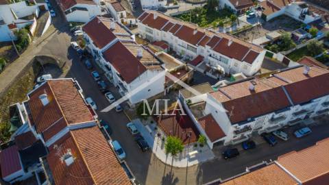 Apartamento T2 – Rés do Chão | Varanda |...