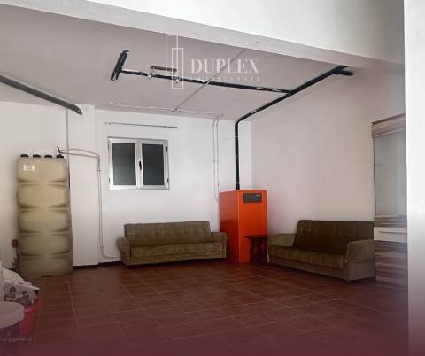 Moradia especial com duas habitações independentes