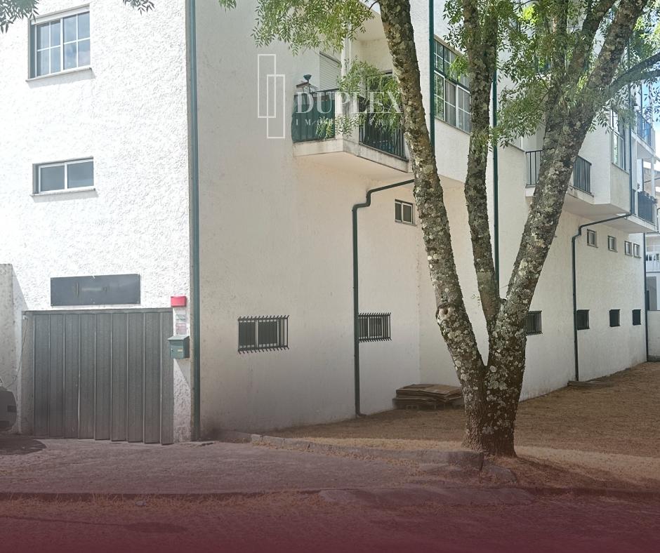 Armazém  Venda em Rio de Loba,Viseu