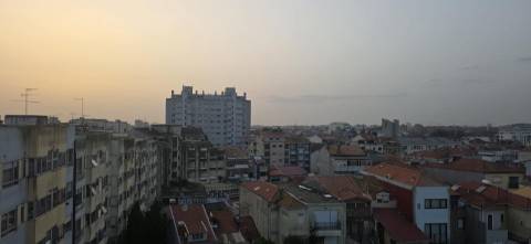 Descobre esta apartamento T2 com vista mar.