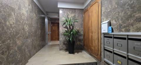 Descobre esta apartamento T2 com vista mar.