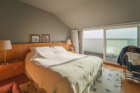 Penthouse T2 Exclusiva na Foz: Terraço Jardim de 400m2 e Vista Mar  Apartamento Recuado na Rua Marechal Saldanha