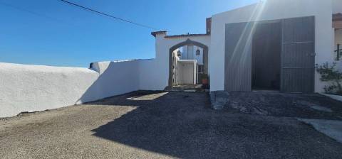 BAIXA DE PREÇO | 110.000€ → 83.000€ | POTENCIAL T2 | LOGRADOURO | AZUEIRA | MAFRA