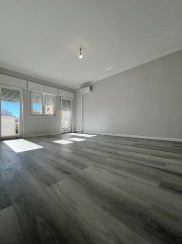 Remodelado a estrear | Portimão | T3 | 2 WC's | 2 varandas | Vista mar 