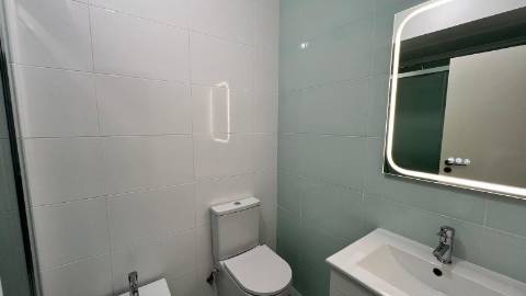 Remodelado a estrear | Portimão | T3 | 2 WC's | 2 varandas | Vista mar 