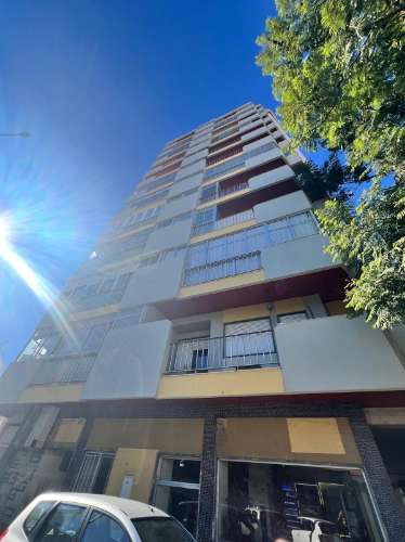 Remodelado a estrear | Portimão | T3 | 2 WC's | 2 varandas | Vista mar 