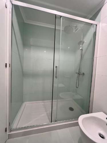 Remodelado a estrear | Portimão | T3 | 2 WC's | 2 varandas | Vista mar 